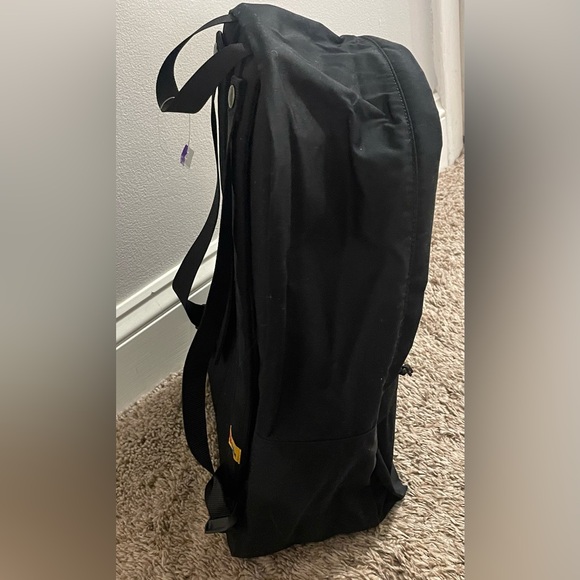 Fjällräven Vargdag 25L Backpack NWOT - Picture 11 of 16